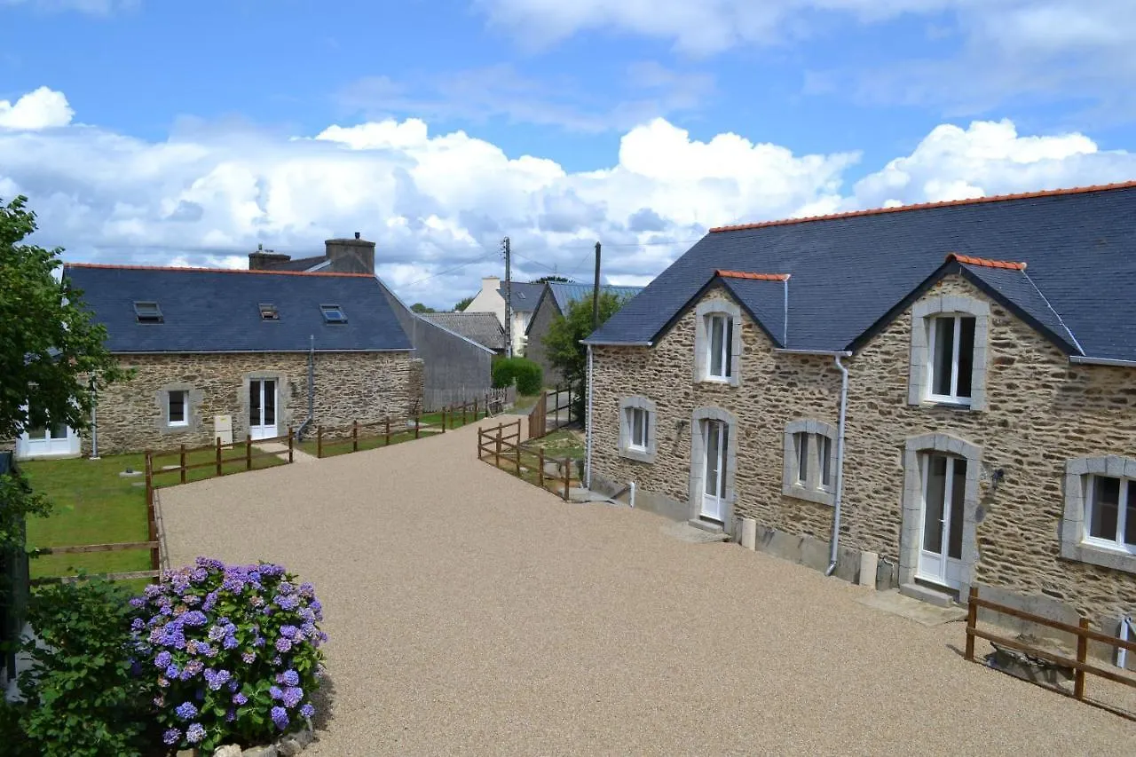 Anaya Cottages Plonevez-du-Faou 0*,