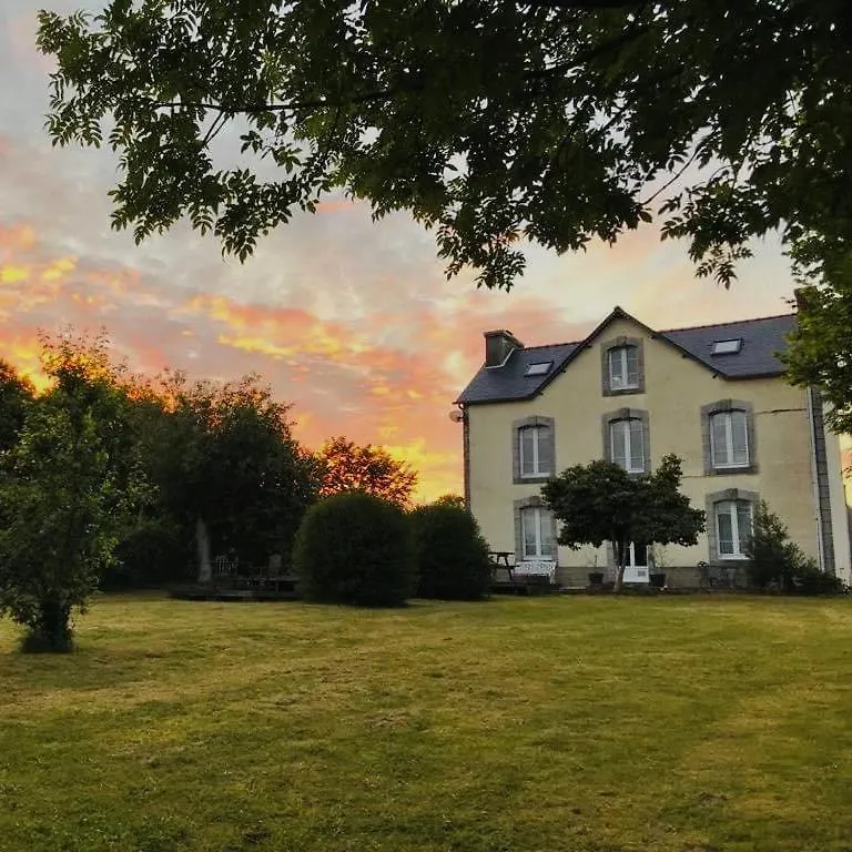 Anaya Cottages Plonevez-du-Faou 0*,
