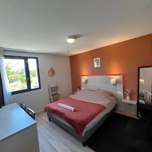 https://studio-charmant-gare-tgv.fr-provencehotel.com